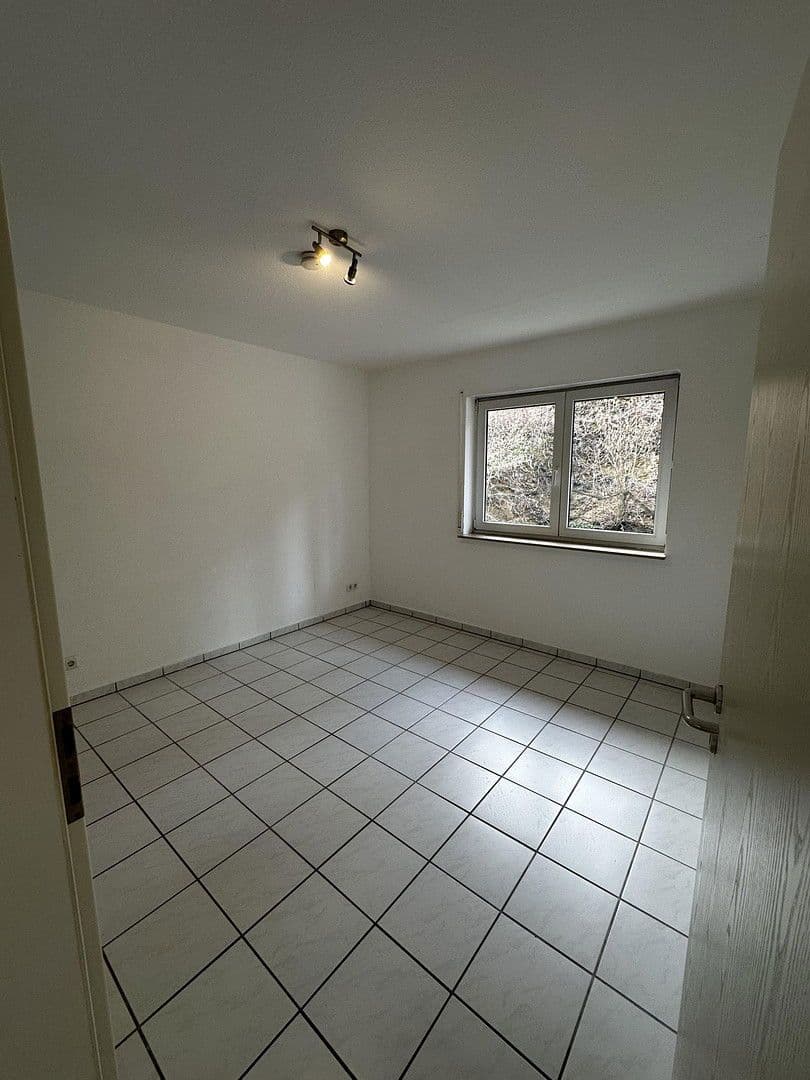 Pronájem bytu 3+1 85 m², Bensheim, Hessen Pronájem bytu 3+1 85 m², Bensheim, Hessen