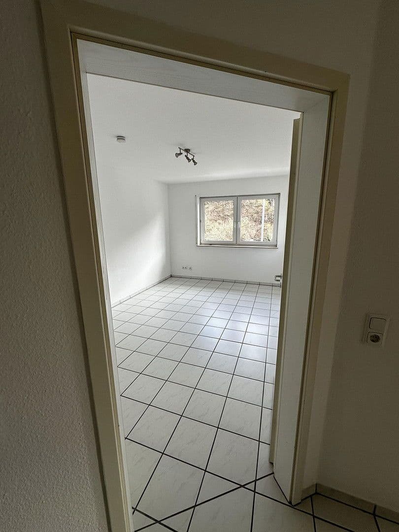 Pronájem bytu 3+1 85 m², Bensheim, Hessen Pronájem bytu 3+1 85 m², Bensheim, Hessen