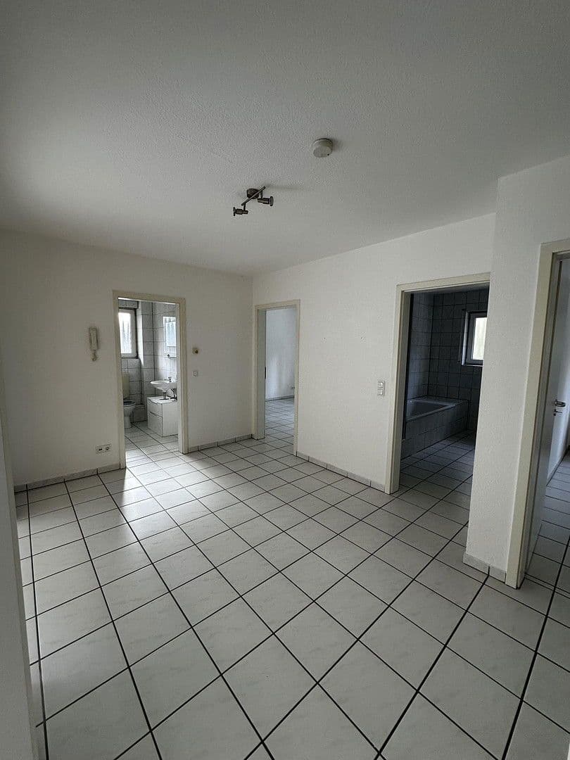 Pronájem bytu 3+1 85 m², Bensheim, Hessen Pronájem bytu 3+1 85 m², Bensheim, Hessen