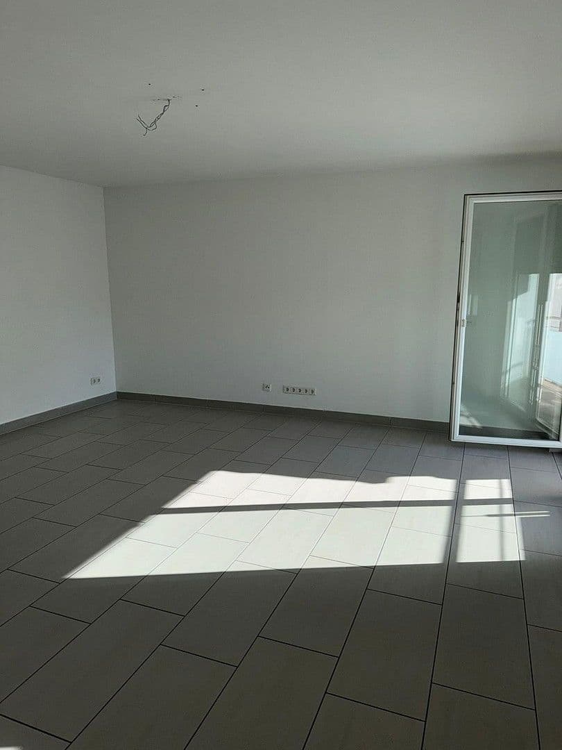 Pronájem bytu 3+1 75 m², Mühlenstraße 12, Nalbach, Země Sársko Pronájem bytu 3+1 75 m², Mühlenstraße 12, Nalbach, Země Sársko