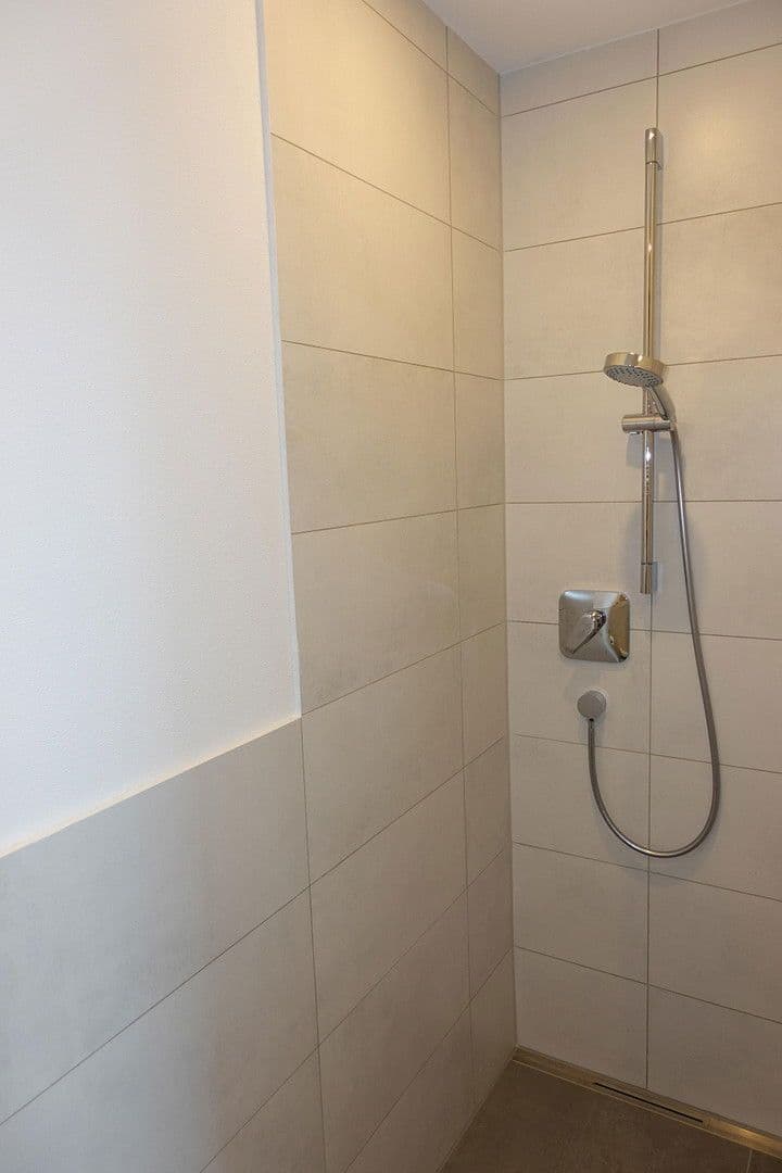 Prodej domu 152 m², pozemek 185 m², Ravensburg, Bádensko-Württembersko Prodej domu 152 m², pozemek 185 m², Ravensburg, Bádensko-Württembersko