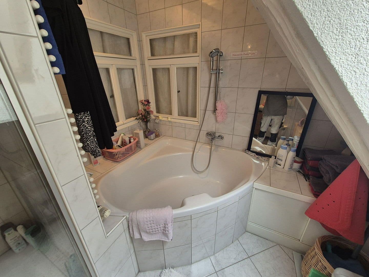 Prodej domu 270 m², pozemek 416 m², Dorfstr. 13, Vöhringen, Bádensko-Württembersko Prodej domu 270 m², pozemek 416 m², Dorfstr. 13, Vöhringen, Bádensko-Württembersko