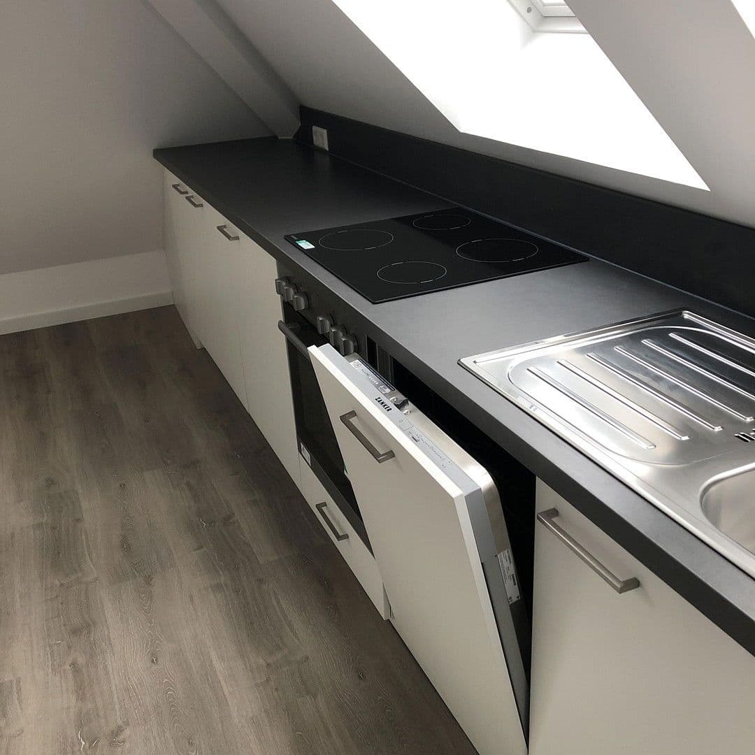 Pronájem bytu 2+kk 49 m², Schützenstr. 11, Stuttgart, Bádensko-Württembersko Pronájem bytu 2+kk 49 m², Schützenstr. 11, Stuttgart, Bádensko-Württembersko