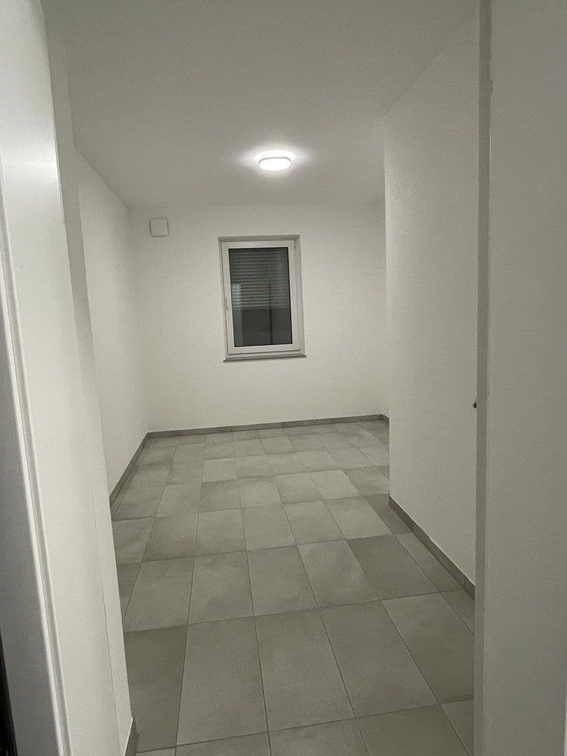 Pronájem bytu 3+1 72 m², Burgstetten, Bádensko-Württembersko Pronájem bytu 3+1 72 m², Burgstetten, Bádensko-Württembersko