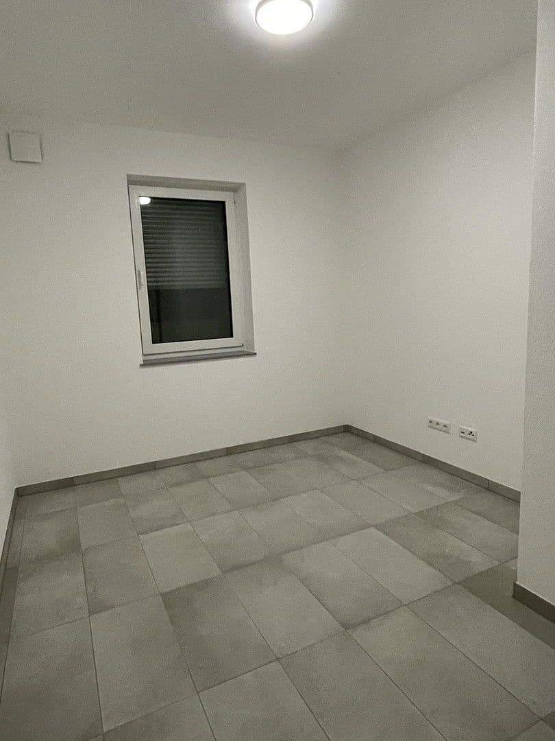 Pronájem bytu 3+1 72 m², Burgstetten, Bádensko-Württembersko Pronájem bytu 3+1 72 m², Burgstetten, Bádensko-Württembersko