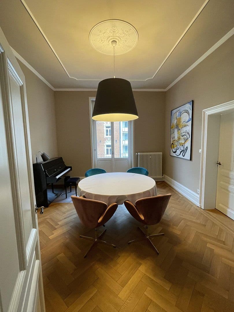 Prodej bytu 4+1 120 m², Mannheim, Bádensko-Württembersko Prodej bytu 4+1 120 m², Mannheim, Bádensko-Württembersko