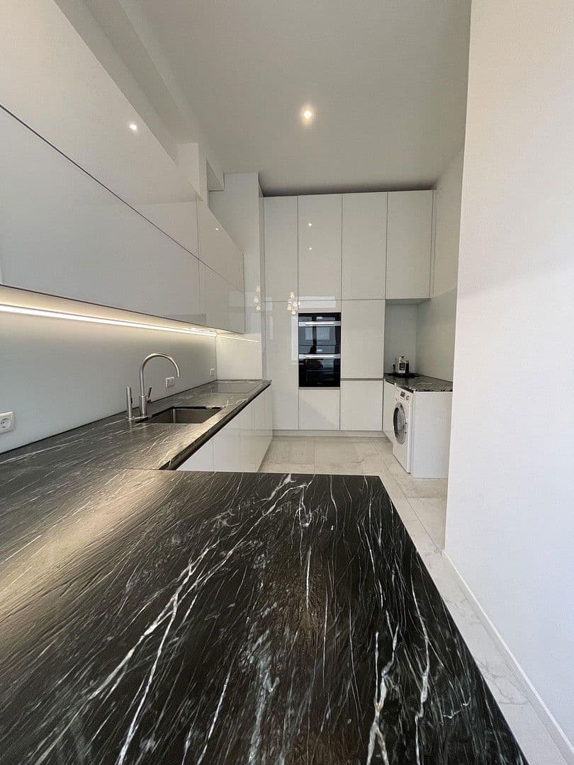 Prodej bytu 4+1 120 m², Mannheim, Bádensko-Württembersko Prodej bytu 4+1 120 m², Mannheim, Bádensko-Württembersko