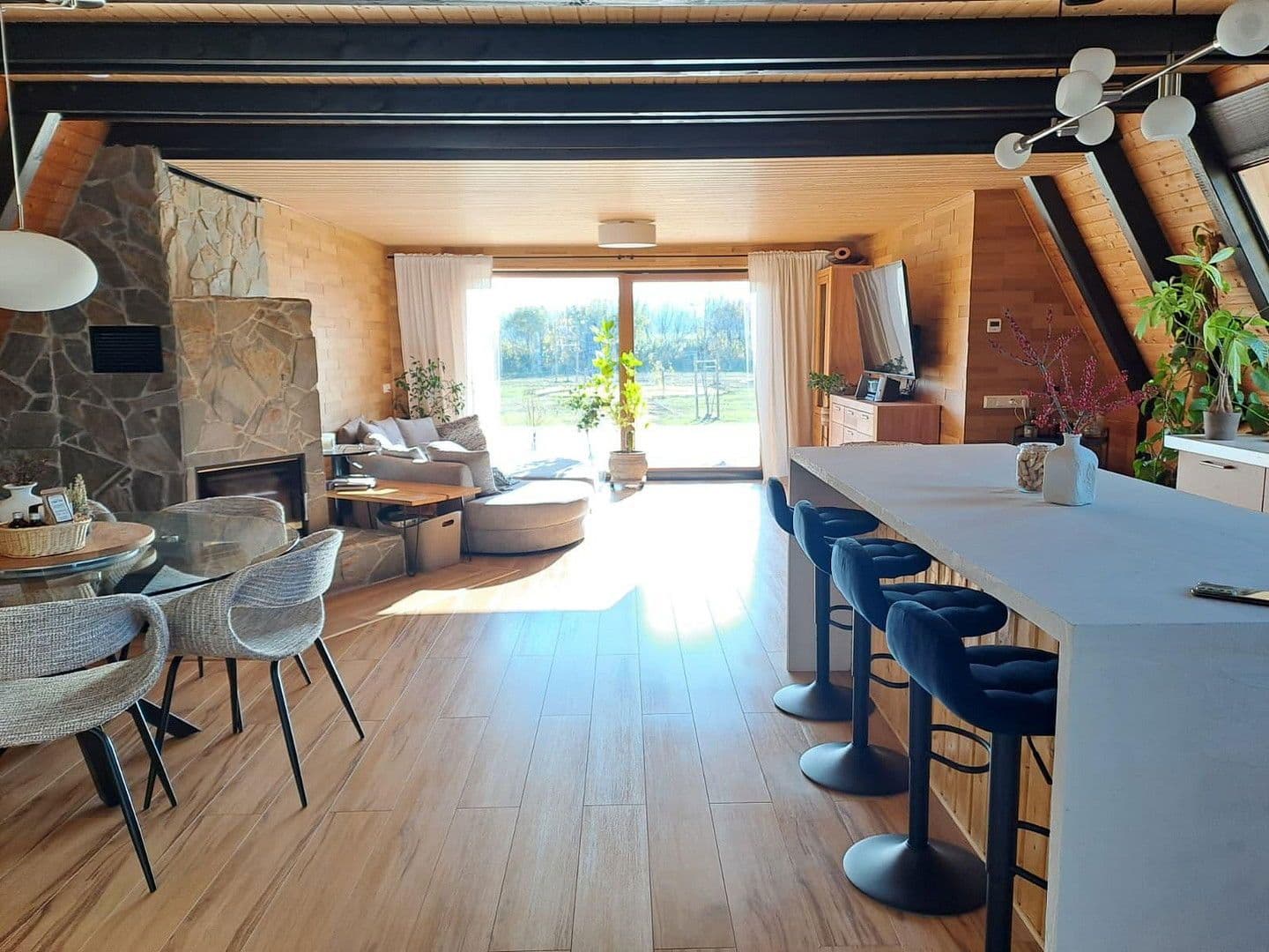 Prodej domu 167 m², pozemek 1.200 m², Bartholomä, Bádensko-Württembersko Prodej domu 167 m², pozemek 1.200 m², Bartholomä, Bádensko-Württembersko