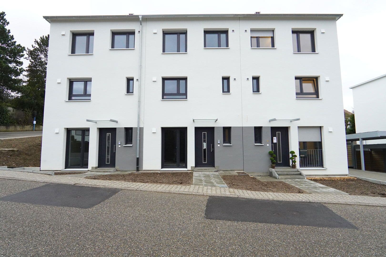 Pronájem bytu 1+1 25 m², Hölderlinstraße 26d, Pforzheim, Bádensko-Württembersko Pronájem bytu 1+1 25 m², Hölderlinstraße 26d, Pforzheim, Bádensko-Württembersko