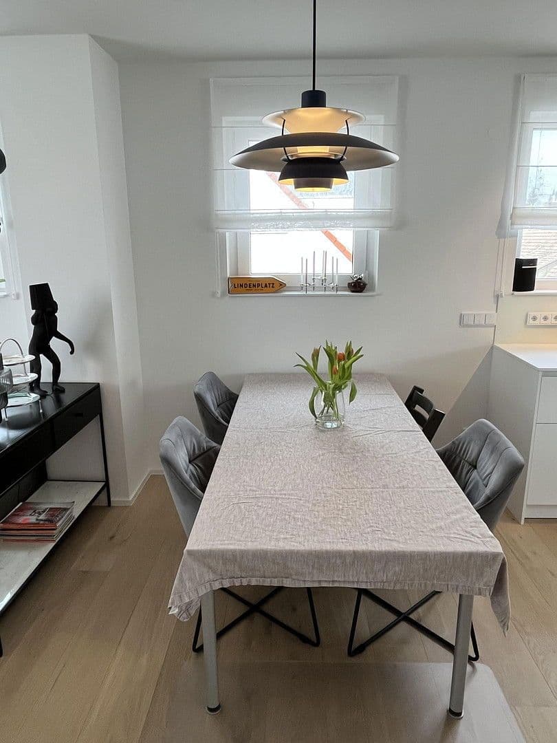 Prodej bytu 5+1 144 m², Lindenplatz 12a, Nürnberg, Bavorsko Prodej bytu 5+1 144 m², Lindenplatz 12a, Nürnberg, Bavorsko