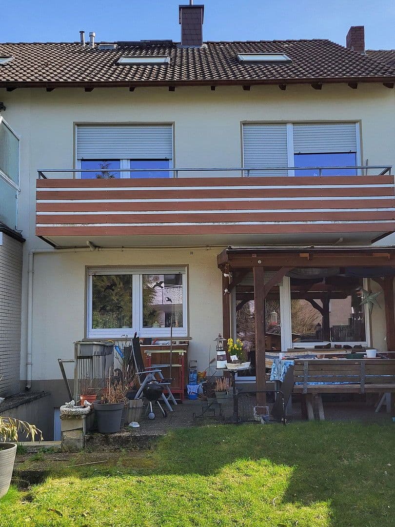 Prodej domu 180 m², pozemek 268 m², Fasanenstraße 31, Bielefeld, Severní Porýní-Vestfálsko Prodej domu 180 m², pozemek 268 m², Fasanenstraße 31, Bielefeld, Severní Porýní-Vestfálsko