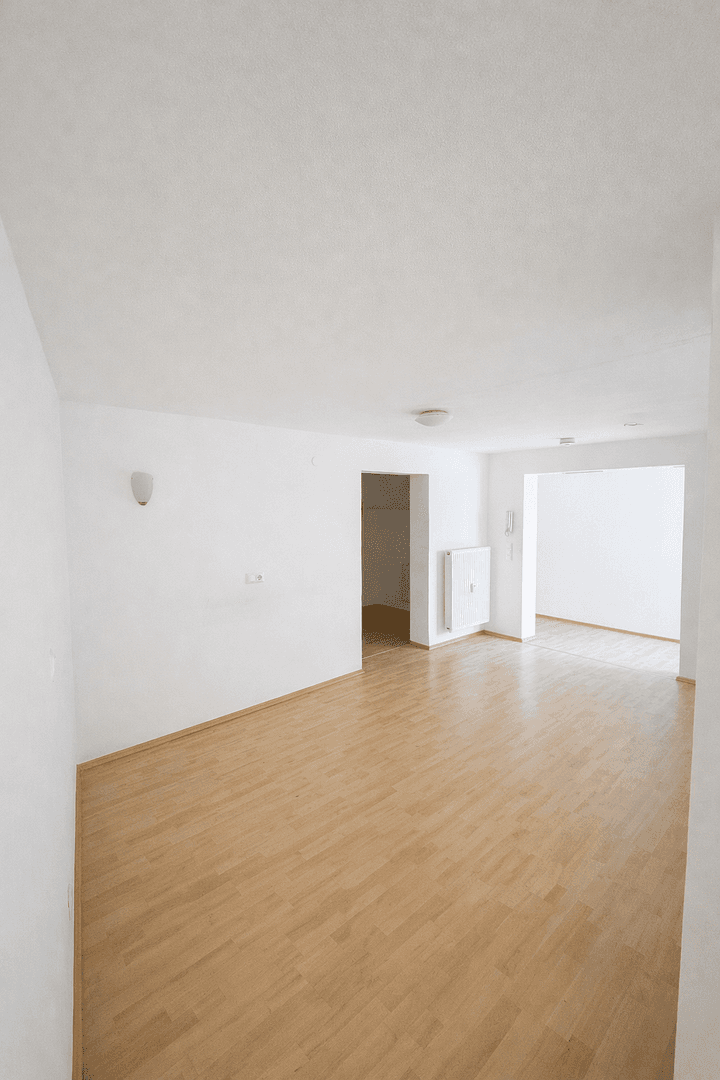 Pronájem bytu 4+1 110 m², Ebersbergerstraße 6, Rosenheim, Bavorsko Pronájem bytu 4+1 110 m², Ebersbergerstraße 6, Rosenheim, Bavorsko