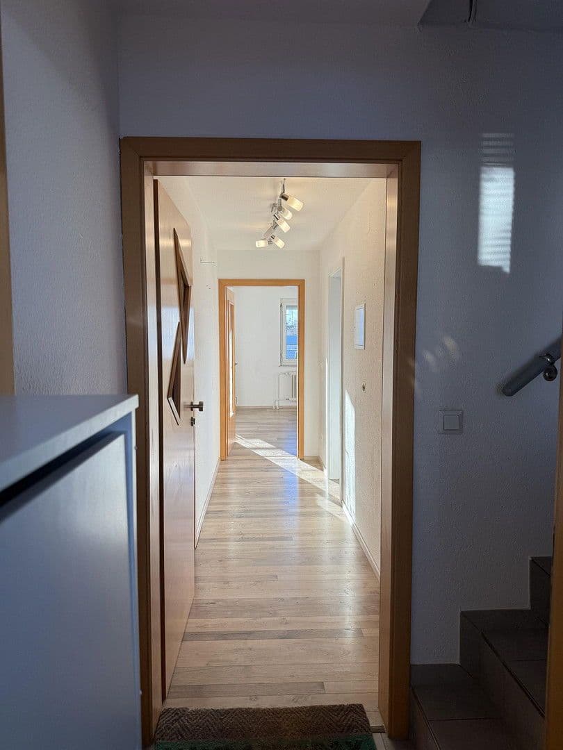 Pronájem bytu 2+kk 63 m², Friedrichshafen, Bádensko-Württembersko Pronájem bytu 2+kk 63 m², Friedrichshafen, Bádensko-Württembersko