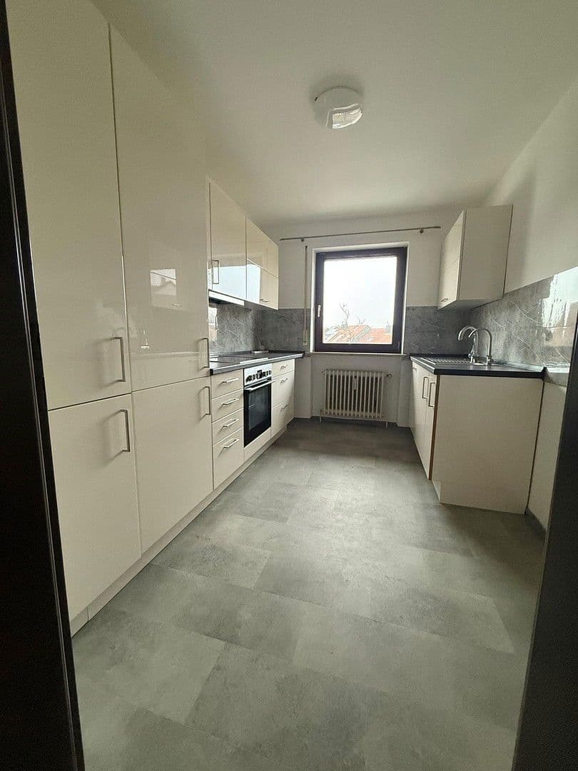 Pronájem bytu 3+1 107 m², Günzburg, Bavorsko Pronájem bytu 3+1 107 m², Günzburg, Bavorsko