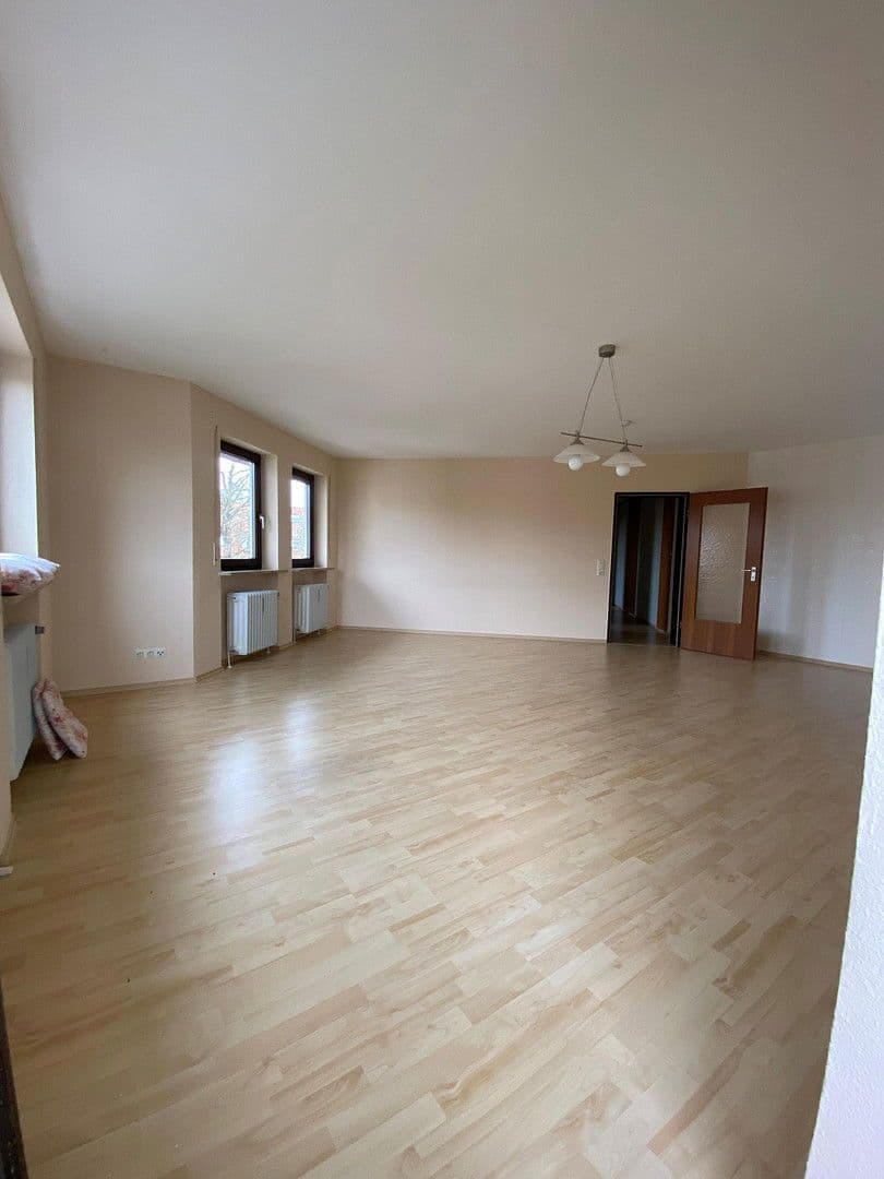 Pronájem bytu 3+1 107 m², Günzburg, Bavorsko Pronájem bytu 3+1 107 m², Günzburg, Bavorsko