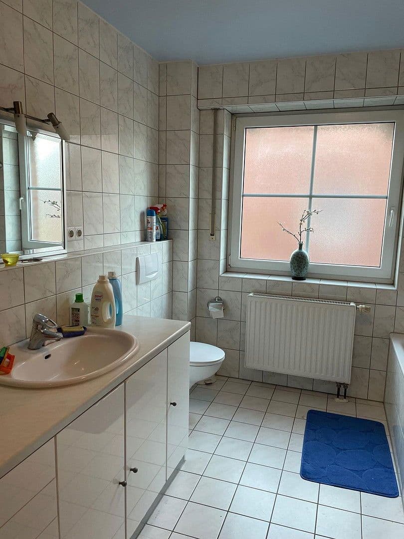 Prodej domu 147 m², pozemek 286 m², Moers, Severní Porýní-Vestfálsko Prodej domu 147 m², pozemek 286 m², Moers, Severní Porýní-Vestfálsko