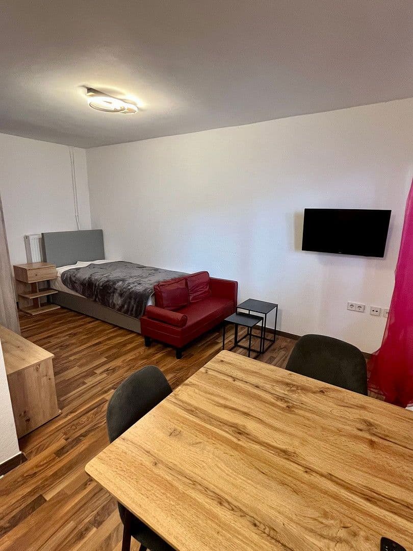 Pronájem bytu 1+1 25 m², Frankfurt, Hessen Pronájem bytu 1+1 25 m², Frankfurt, Hessen