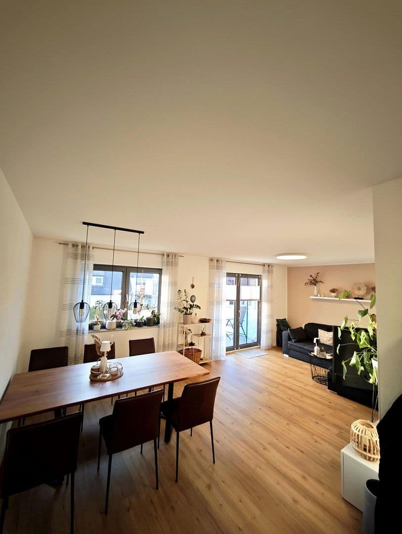 Prodej bytu 2+1 73 m², Lenting, Bavorsko Prodej bytu 2+1 73 m², Lenting, Bavorsko