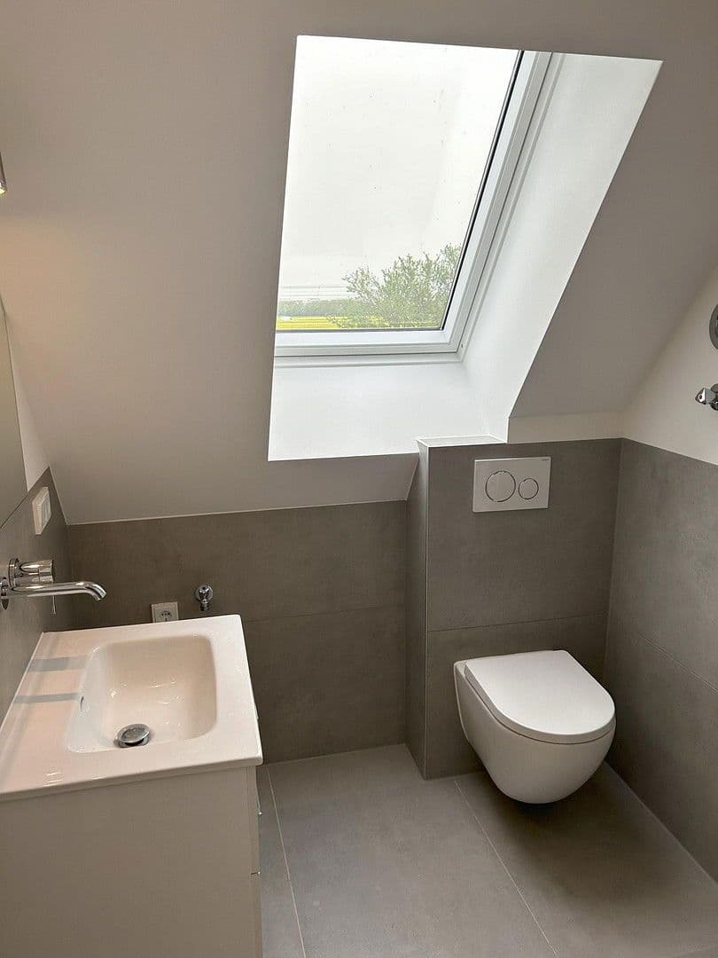 Pronájem bytu 1+1 40 m², Kilihofstr. 2, München, Bavorsko Pronájem bytu 1+1 40 m², Kilihofstr. 2, München, Bavorsko