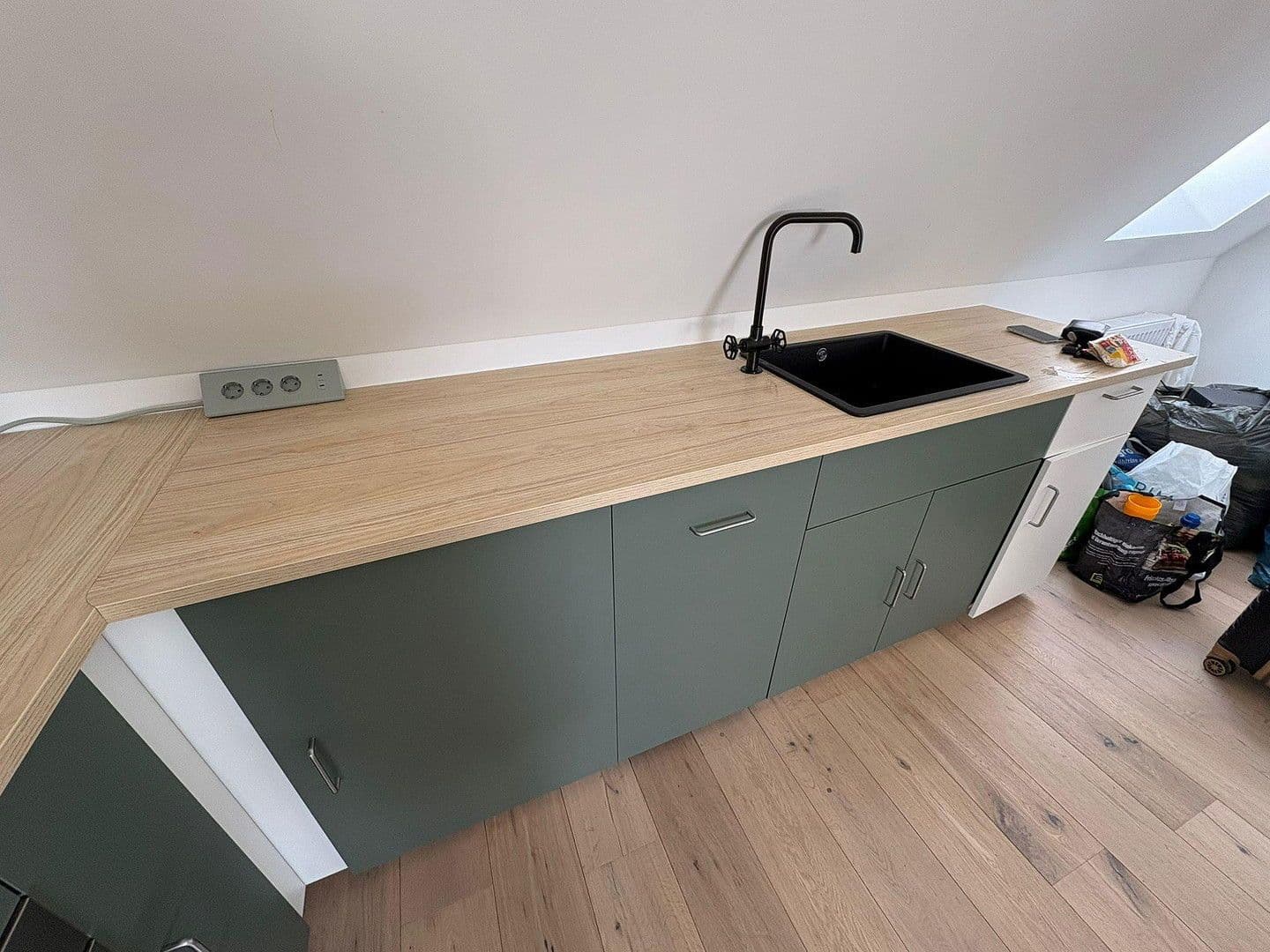 Pronájem bytu 1+1 40 m², Kilihofstr. 2, München, Bavorsko Pronájem bytu 1+1 40 m², Kilihofstr. 2, München, Bavorsko