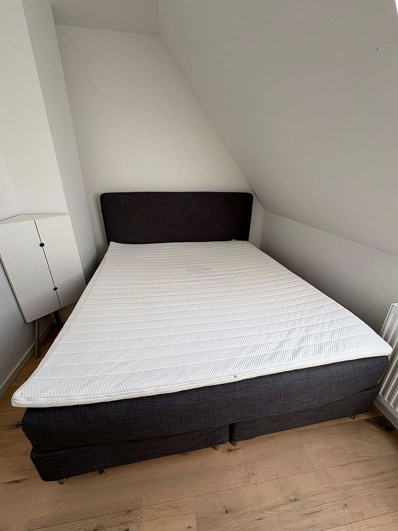 Pronájem bytu 1+1 40 m², Kilihofstr. 2, München, Bavorsko Pronájem bytu 1+1 40 m², Kilihofstr. 2, München, Bavorsko