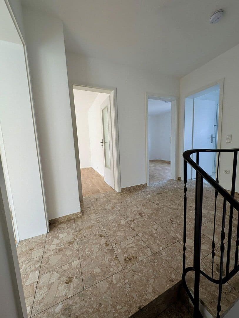 Pronájem domu 154 m², pozemek 414 m², Fürstenfeldbruck, Bavorsko Pronájem domu 154 m², pozemek 414 m², Fürstenfeldbruck, Bavorsko