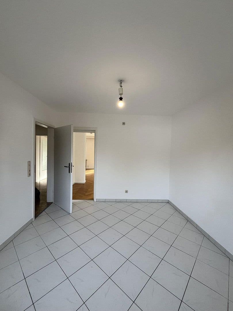 Pronájem domu 154 m², pozemek 414 m², Fürstenfeldbruck, Bavorsko Pronájem domu 154 m², pozemek 414 m², Fürstenfeldbruck, Bavorsko