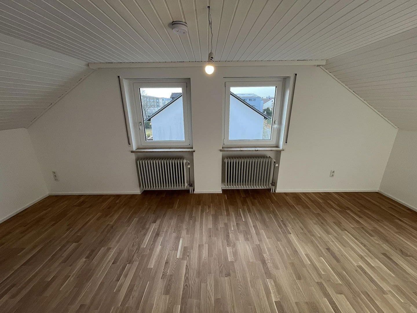 Pronájem domu 154 m², pozemek 414 m², Fürstenfeldbruck, Bavorsko Pronájem domu 154 m², pozemek 414 m², Fürstenfeldbruck, Bavorsko