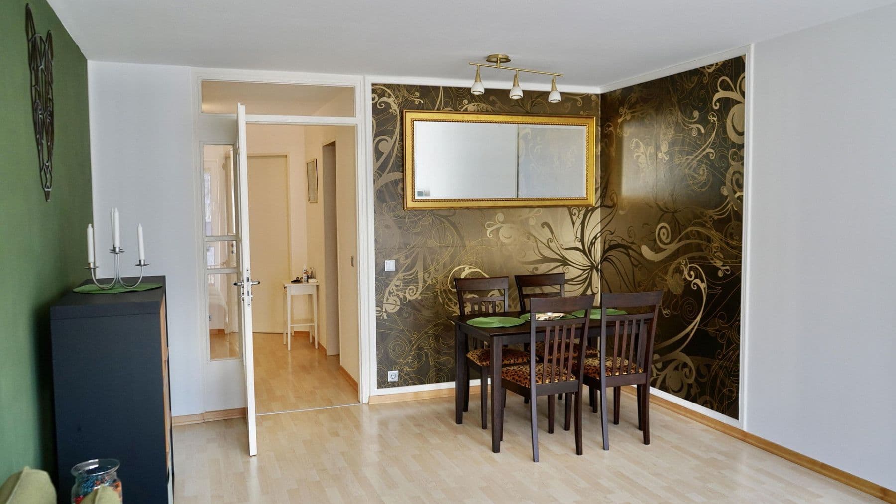 Pronájem bytu 2+1 63 m², Paula-Ludwig-Weg, München, Bavorsko Pronájem bytu 2+1 63 m², Paula-Ludwig-Weg, München, Bavorsko