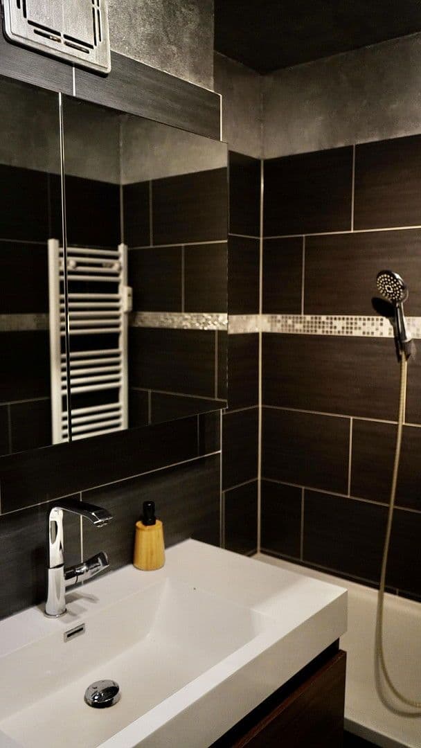 Pronájem bytu 2+1 63 m², Paula-Ludwig-Weg, München, Bavorsko Pronájem bytu 2+1 63 m², Paula-Ludwig-Weg, München, Bavorsko