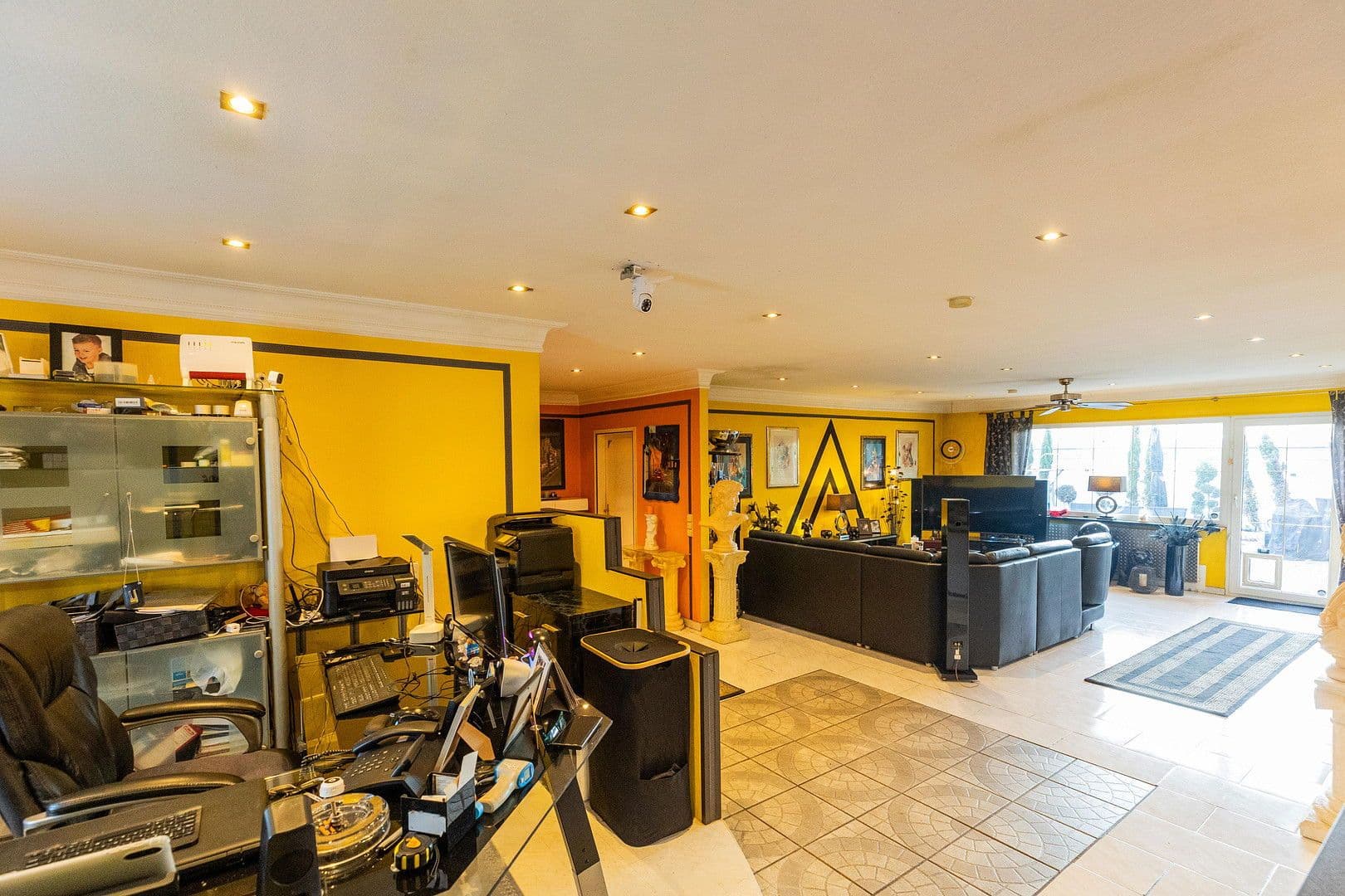 Prodej domu 252 m², pozemek 250 m², Mannheim, Bádensko-Württembersko Prodej domu 252 m², pozemek 250 m², Mannheim, Bádensko-Württembersko