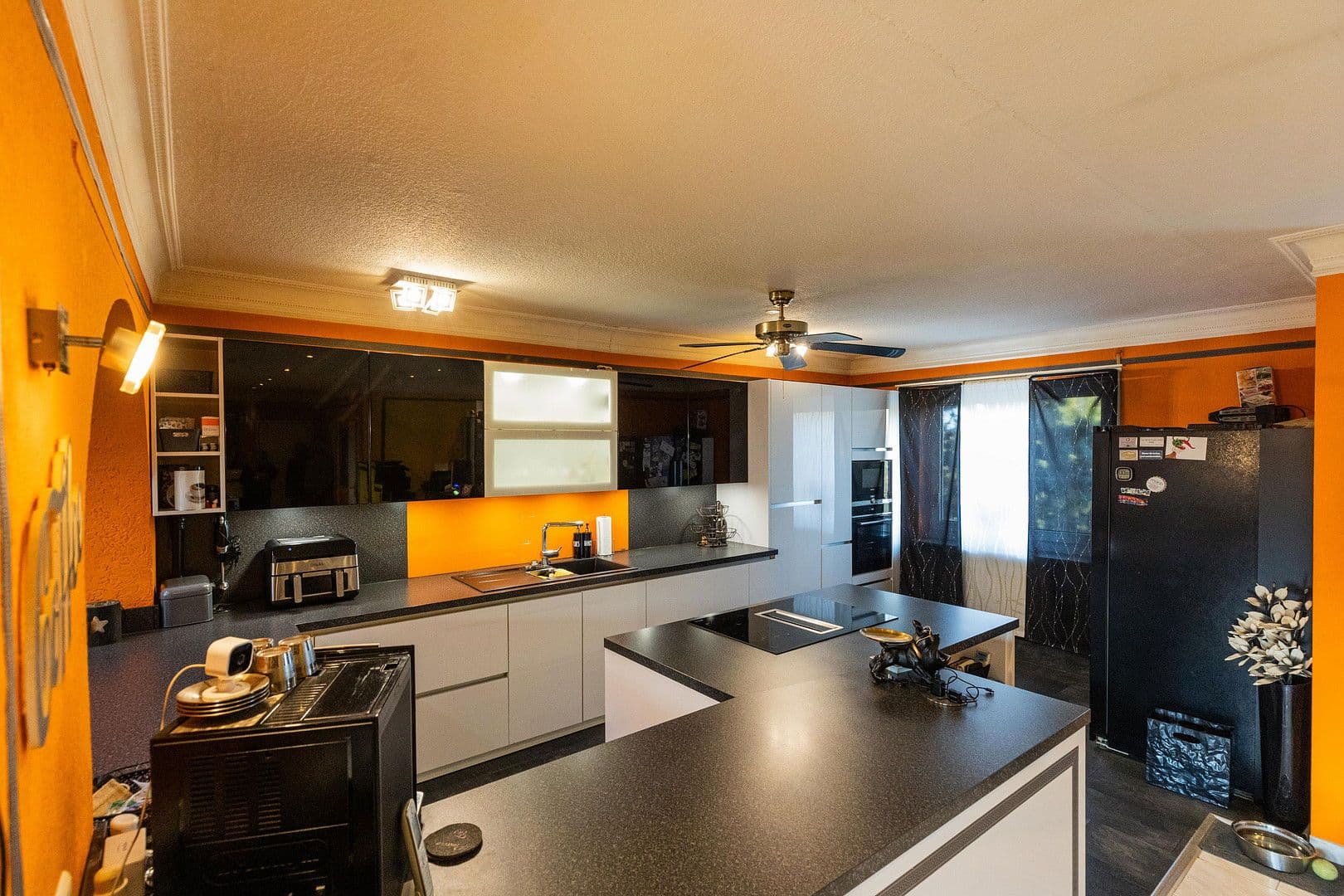 Prodej domu 252 m², pozemek 250 m², Mannheim, Bádensko-Württembersko Prodej domu 252 m², pozemek 250 m², Mannheim, Bádensko-Württembersko