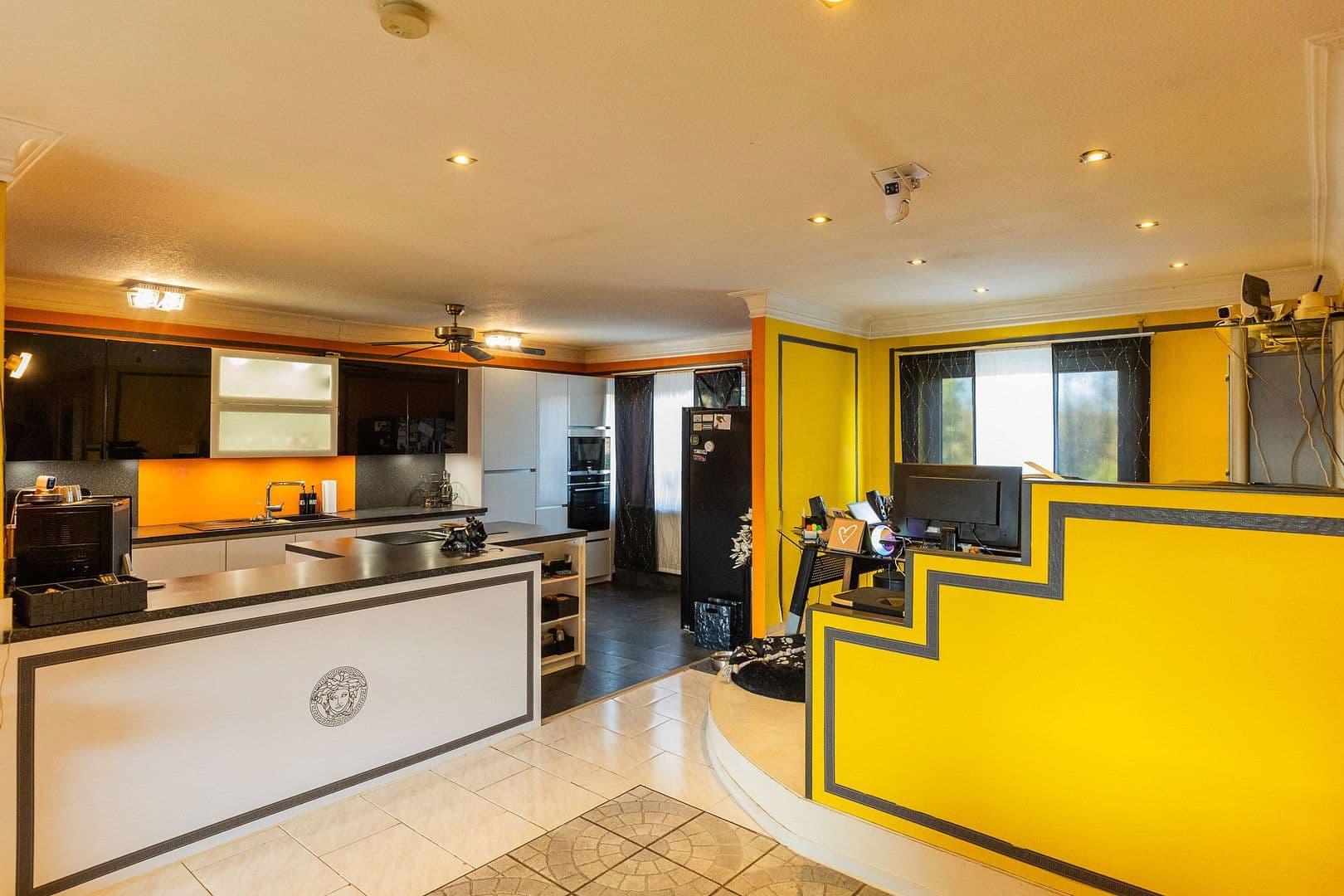 Prodej domu 252 m², pozemek 250 m², Mannheim, Bádensko-Württembersko Prodej domu 252 m², pozemek 250 m², Mannheim, Bádensko-Württembersko