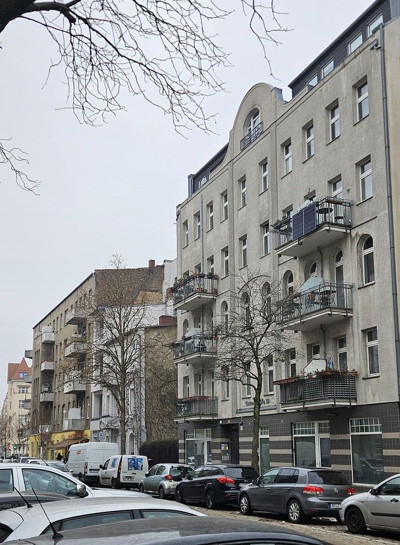 Prodej bytu 4+1 90 m², Guineastraße 38, Berlin, Berlín Prodej bytu 4+1 90 m², Guineastraße 38, Berlin, Berlín