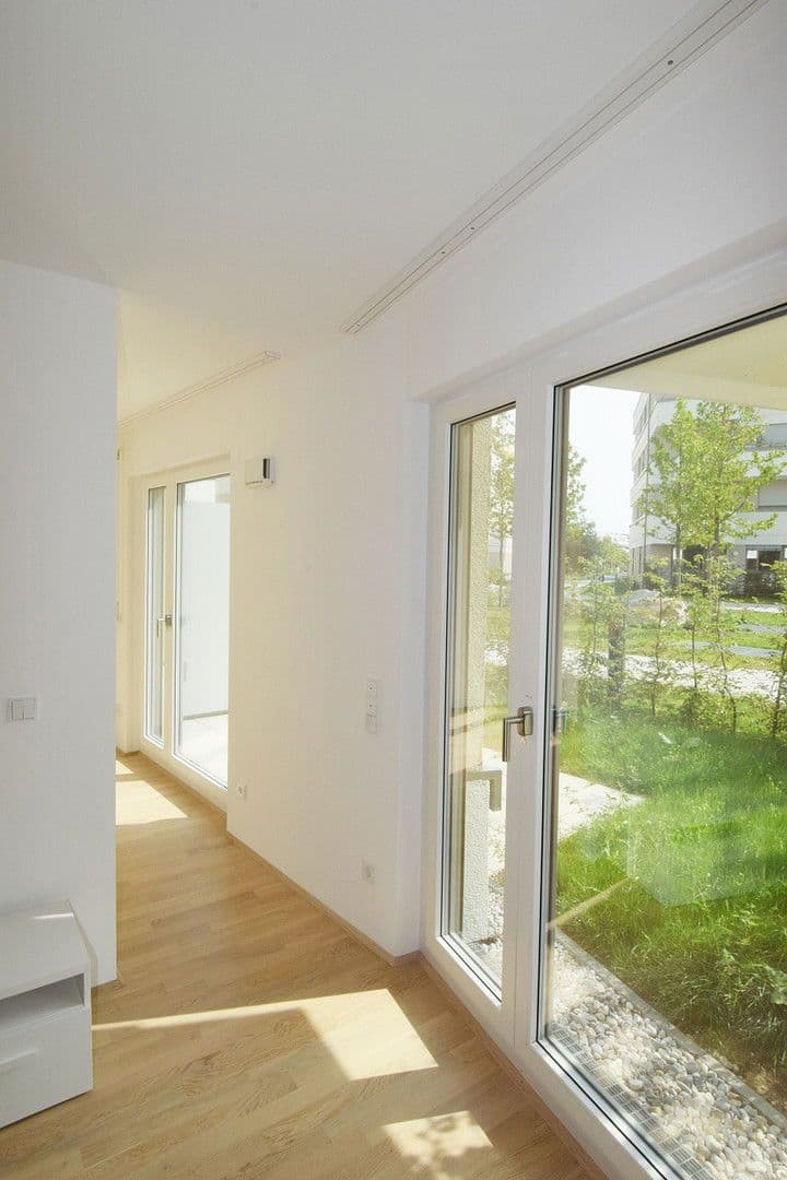 Pronájem bytu 2+1 47 m², Aubing Colmdorfstraße, Aubing München, Bavorsko Pronájem bytu 2+1 47 m², Aubing Colmdorfstraße, Aubing München, Bavorsko