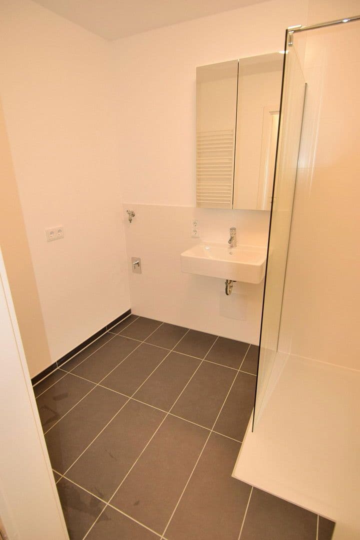 Pronájem bytu 2+1 47 m², Aubing Colmdorfstraße, Aubing München, Bavorsko Pronájem bytu 2+1 47 m², Aubing Colmdorfstraße, Aubing München, Bavorsko
