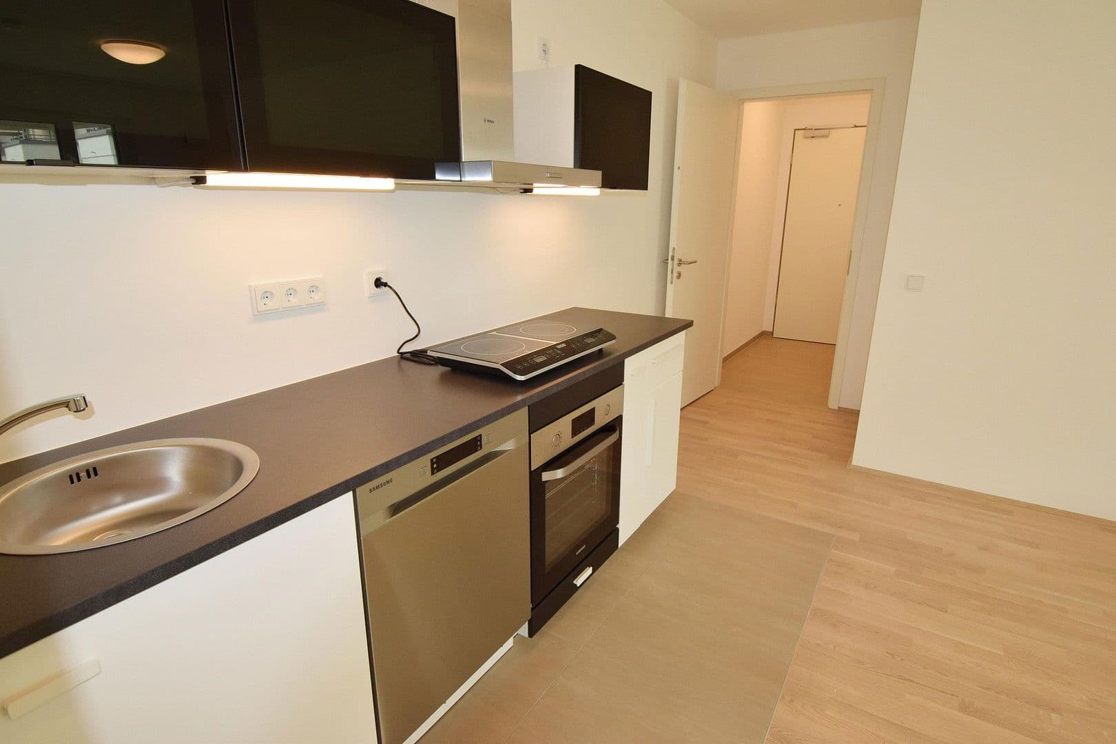 Pronájem bytu 2+1 47 m², Aubing Colmdorfstraße, Aubing München, Bavorsko Pronájem bytu 2+1 47 m², Aubing Colmdorfstraße, Aubing München, Bavorsko