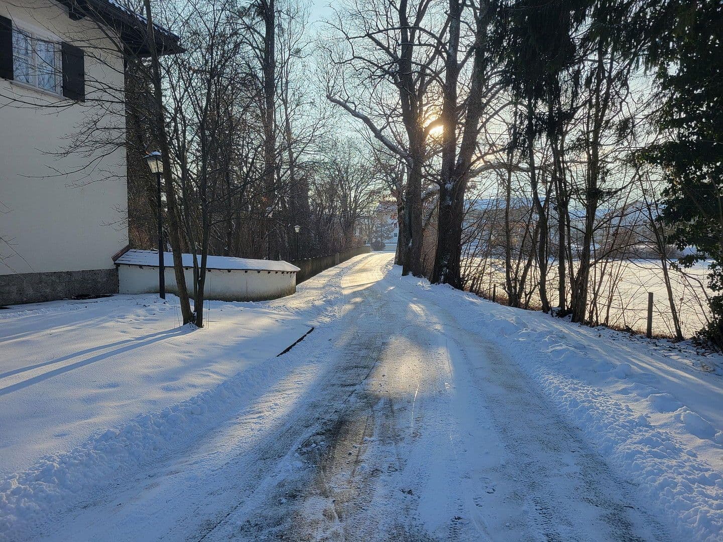 Prodej bytu 3+1 90 m², Inntalstraße 8, Brannenburg, Bavorsko Prodej bytu 3+1 90 m², Inntalstraße 8, Brannenburg, Bavorsko