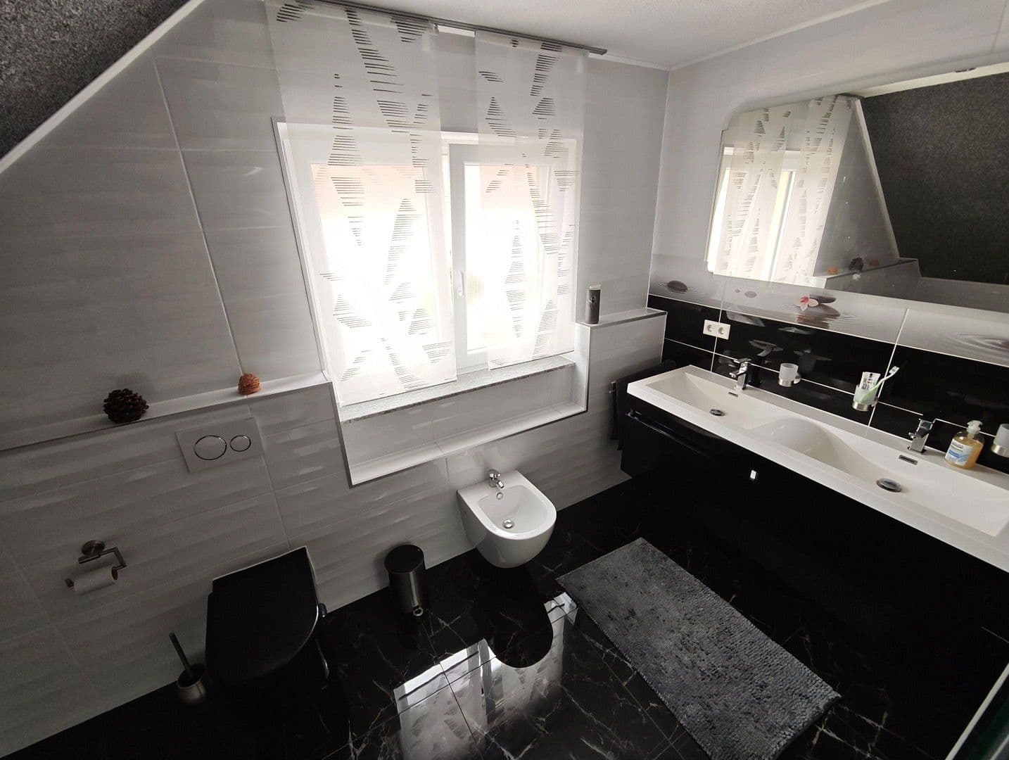 Prodej domu 133 m², pozemek 459 m², Eppingen, Bádensko-Württembersko Prodej domu 133 m², pozemek 459 m², Eppingen, Bádensko-Württembersko