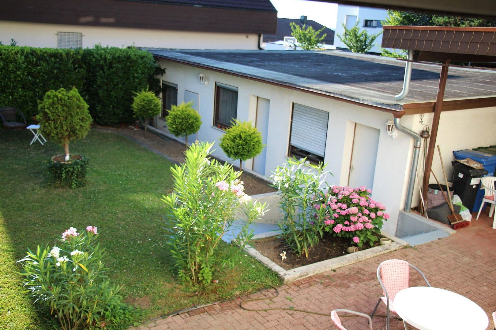 Prodej domu 410 m², pozemek 1.043 m², Bruchsal, Bádensko-Württembersko Prodej domu 410 m², pozemek 1.043 m², Bruchsal, Bádensko-Württembersko