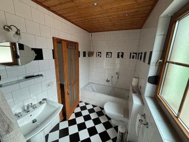 Prodej domu 138 m², pozemek 769 m², Weisendorf, Bavorsko Prodej domu 138 m², pozemek 769 m², Weisendorf, Bavorsko