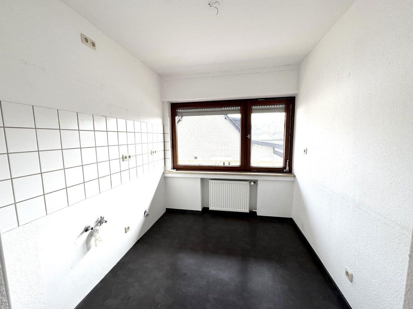 Prodej domu 182 m², pozemek 757 m², Aldenhoven, Severní Porýní-Vestfálsko Prodej domu 182 m², pozemek 757 m², Aldenhoven, Severní Porýní-Vestfálsko