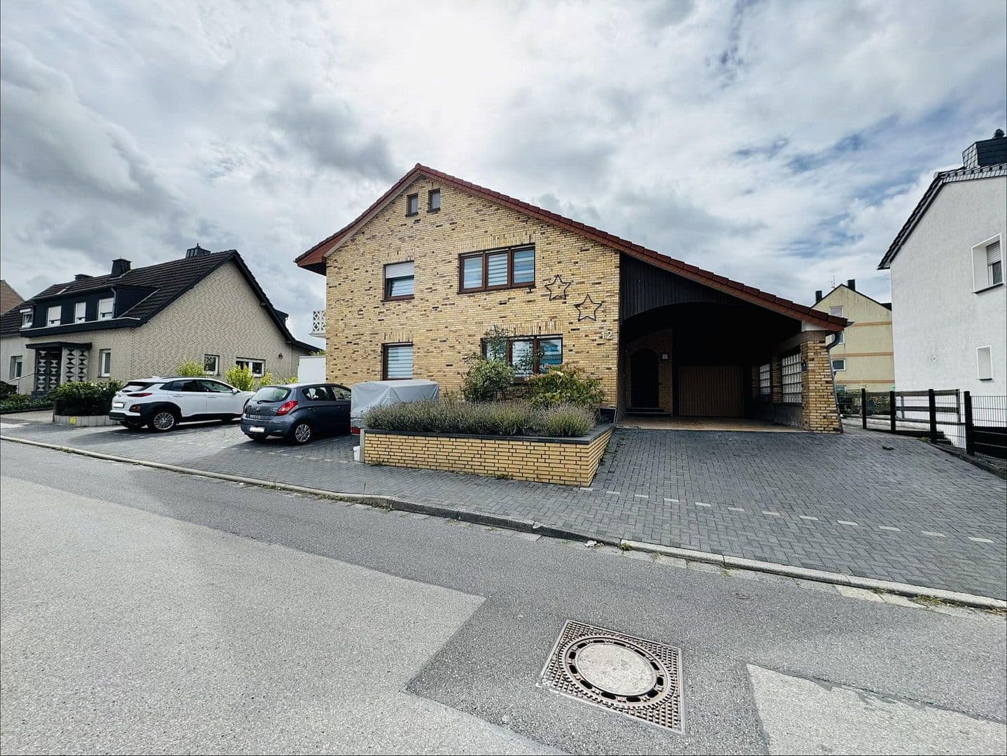 Prodej domu 182 m², pozemek 757 m², Aldenhoven, Severní Porýní-Vestfálsko Prodej domu 182 m², pozemek 757 m², Aldenhoven, Severní Porýní-Vestfálsko