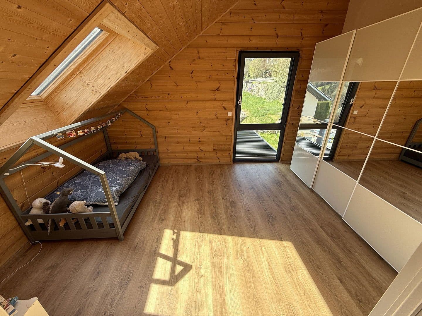 Prodej domu 167 m², pozemek 602 m², Spiegelberg, Bádensko-Württembersko Prodej domu 167 m², pozemek 602 m², Spiegelberg, Bádensko-Württembersko