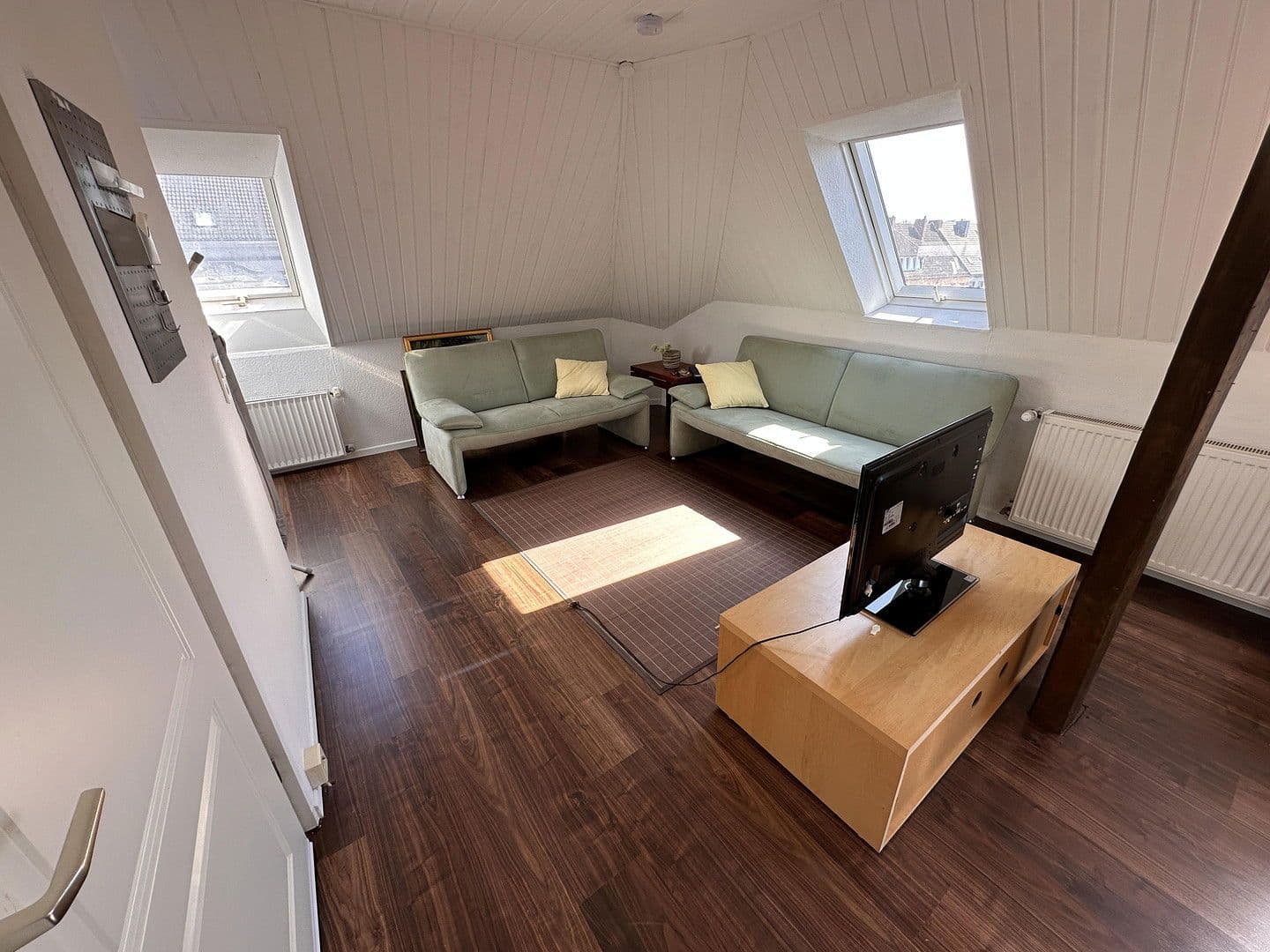 Pronájem bytu 1+kk 40 m², Bremen, Bremen Pronájem bytu 1+kk 40 m², Bremen, Bremen