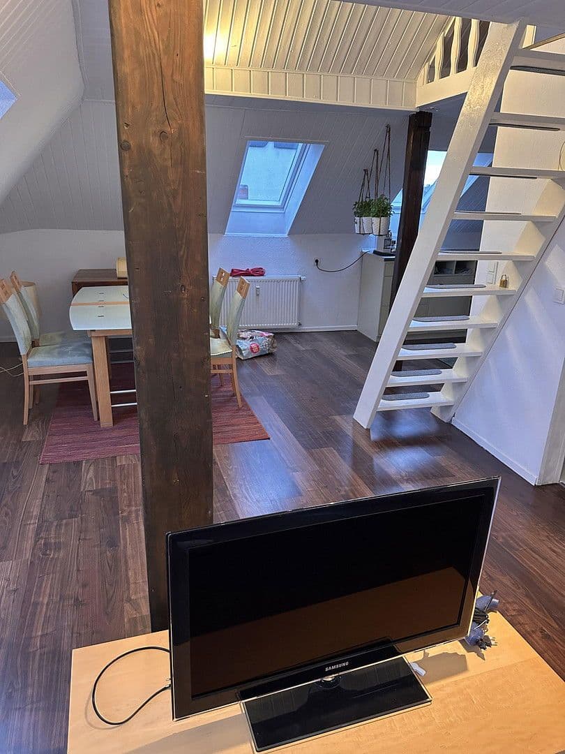 Pronájem bytu 1+kk 40 m², Bremen, Bremen Pronájem bytu 1+kk 40 m², Bremen, Bremen