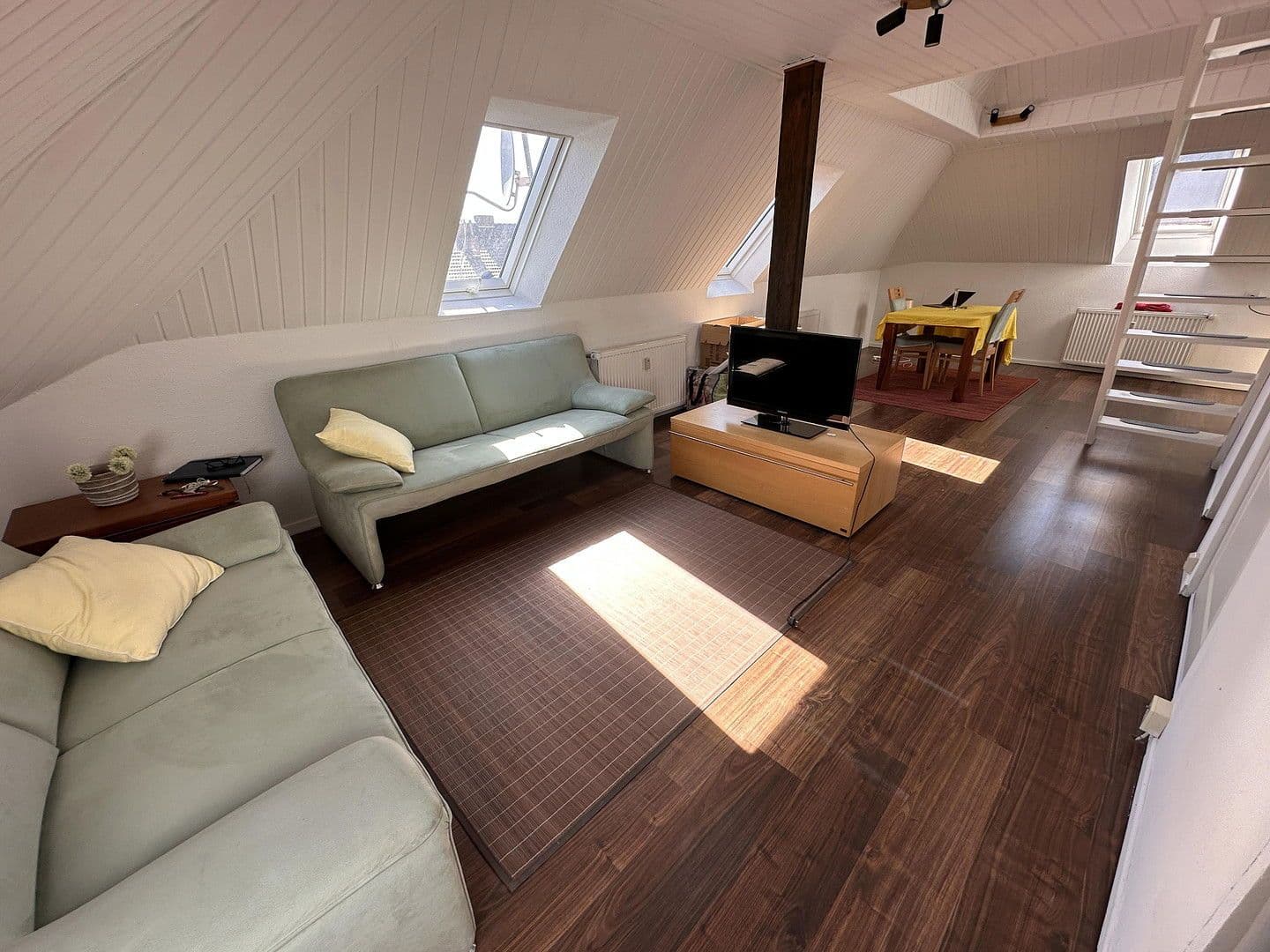 Pronájem bytu 1+kk 40 m², Bremen, Bremen Pronájem bytu 1+kk 40 m², Bremen, Bremen