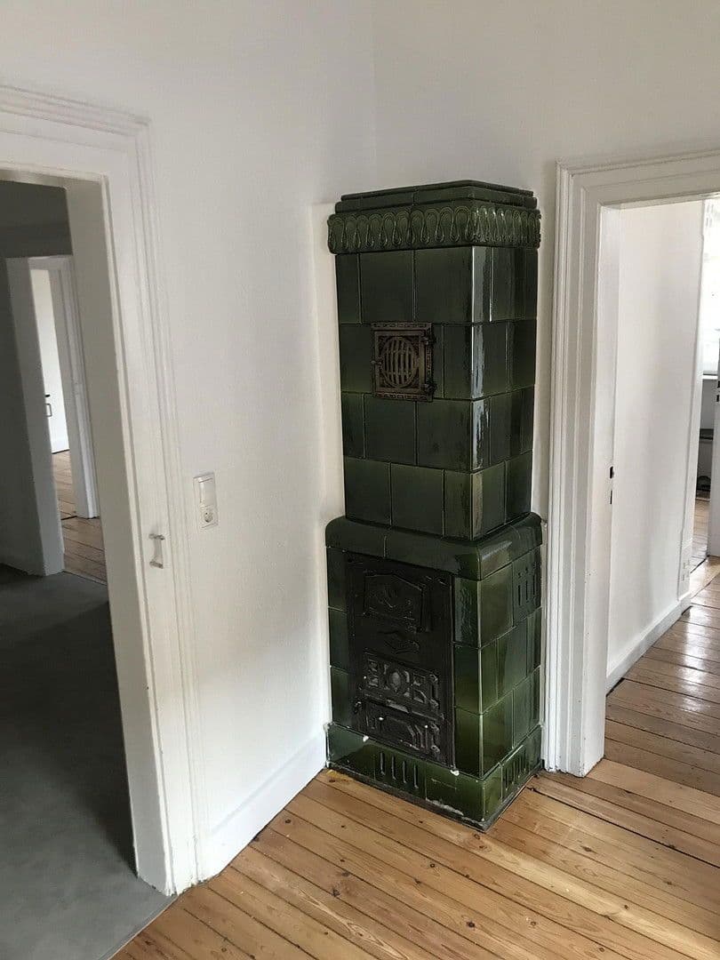 Pronájem bytu 5+1 97 m², Kaiserslautern, Porýní-Falc Pronájem bytu 5+1 97 m², Kaiserslautern, Porýní-Falc