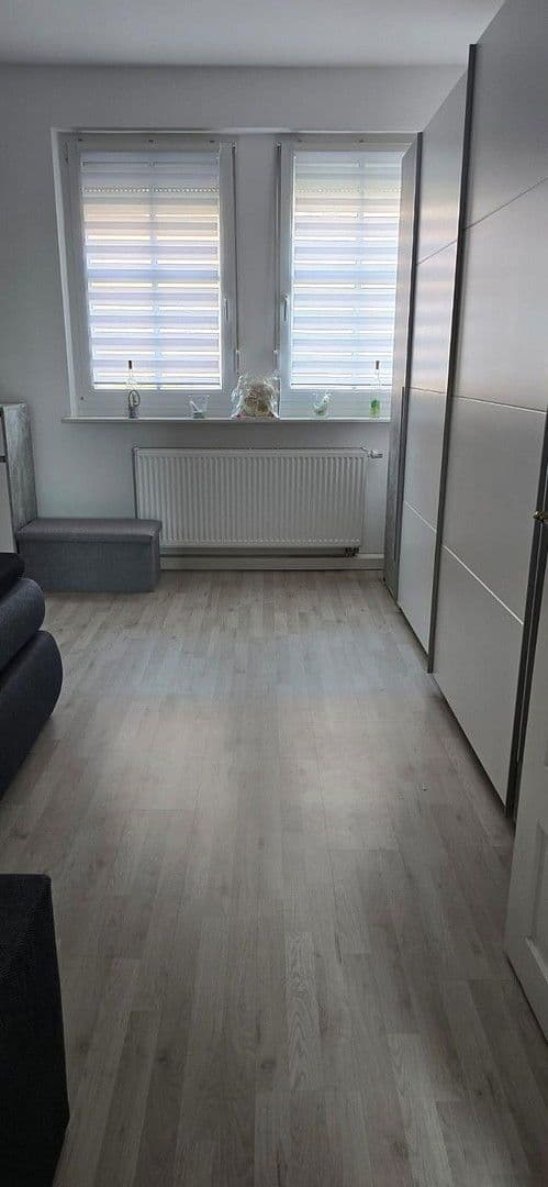 Pronájem bytu 2+1 60 m², Oberhäuserstraße 45, Ansbach, Bavorsko Pronájem bytu 2+1 60 m², Oberhäuserstraße 45, Ansbach, Bavorsko