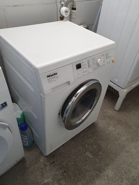 Pronájem bytu 2+1 41 m², Martingskirchstr 66-68, Frankfurt, Hessen Pronájem bytu 2+1 41 m², Martingskirchstr 66-68, Frankfurt, Hessen